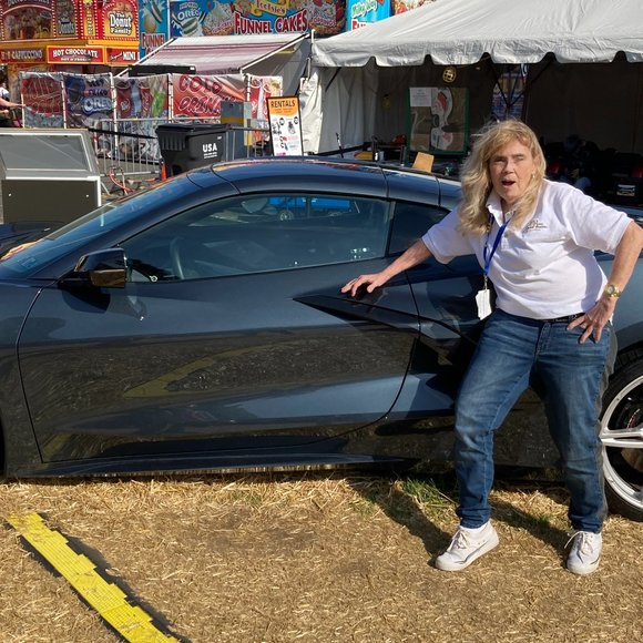 Meet your Posher, Sandra - Picture 6 of 6